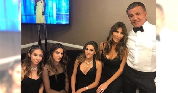 Córki Sylvestra Stallone'a. Nic dziwnego, że skradły uwagę na Złotych Globach, skoro ubrały się w takie sukienki