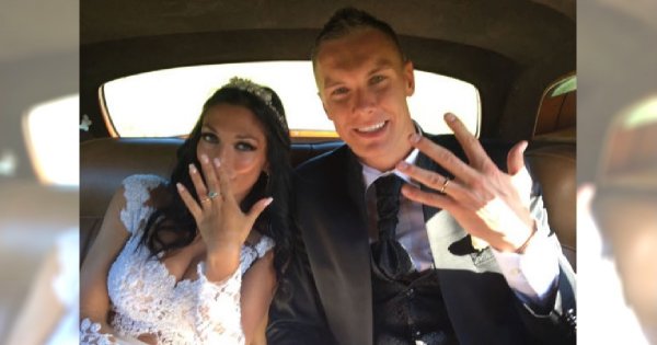Polski bramkarz Łukasz Skorupski i Matilde Rossi wzięli ślub! Zobaczcie jej suknię ślubną!