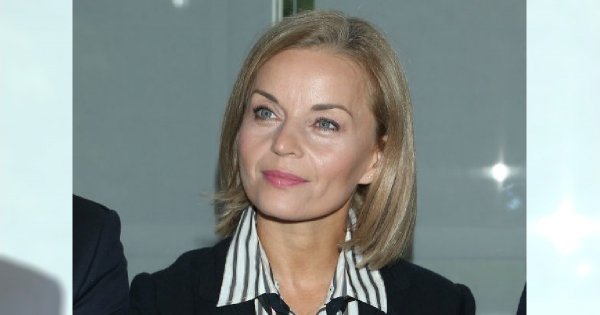 Małgorzata Foremniak promuje serial. Góra jej stroju jakoś się broni, ale dół to PRAWDZIWA TRAGEDIA!