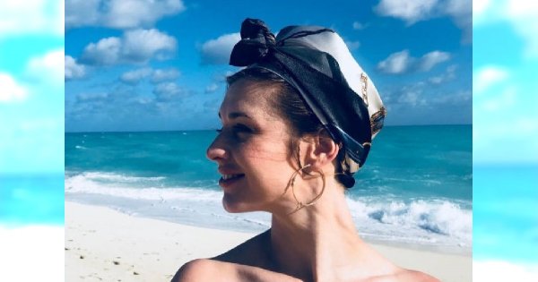 Julia Kamińska W BIKINI życzy Wesołych Świąt! Fani: A weź nie denerwuj!