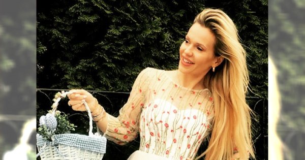 Doda chwali się święconką, ale to jej kreacja robi największe wrażenie. Pasuje na Wielkanoc?