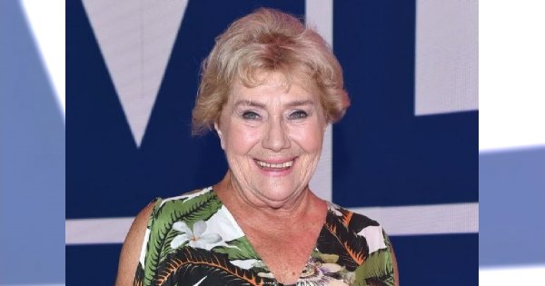 Basia Mostowiak z "M jak miłość" zaszalała! 81-letnia Teresa Lipowska odsłoniła nogi w mini