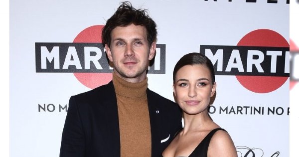 Wieniawa i Królikowski RAZEM na pokazie! Ale my patrzymy na ich stylizacje. Fani: Antek robi za jej TŁO