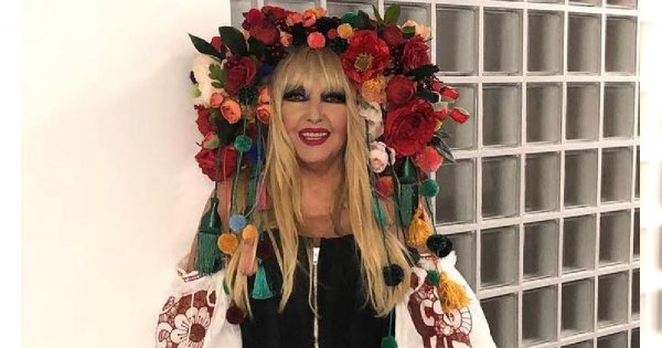 Strój Maryli Rodowicz z Sylwestra podzielił internautów: kreacja masakra VS fantastyczna