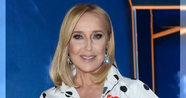 Stylowa Agata Młynarska na ramówce TVN. Ale co się stało z jej TWARZĄ? Internauci: Zbyt dużo hialuronu