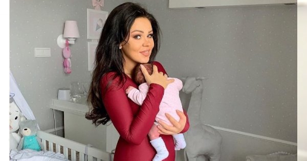 Sylwia Bomba też ma ten wózek dla dziecka! To obecnie najmodniejszy model wśród gwiazd