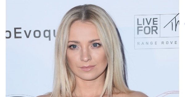 Barbara Kurdej-Szatan OBCIĘŁA WŁOSY?! Dobrze jej w krótszych?