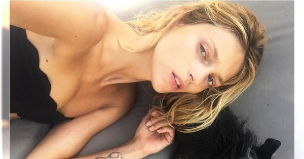 Naga Anja Rubik leży w śmieciach. Zdjęcia modelki poruszyły internautów