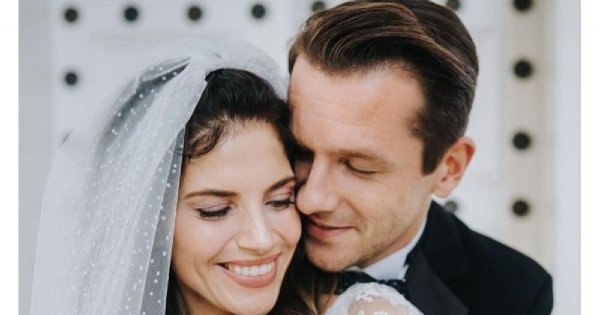 Weronika Rosati wzięła ślub w serialu. Pokazała się w pięknej i subtelnej SUKNI ŚLUBNEJ!