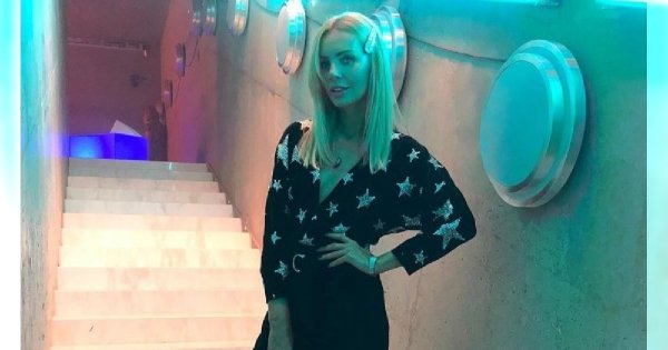 Agnieszka Woźniak-Starak po śmierci męża pokazała się publicznie z teściami. Wygląda zupełnie inaczej, bardzo schudła
