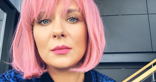 Aneta Zając przeszła niezwykłą metamorfozę, wygląda zupełnie inaczej. Fani: ,,Jak najjaśniejsza gwiazda Hollywood. Olśniewająco, klasa sama w sobie"