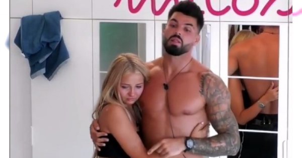 Love Island: Monika i Paweł musieli odejść. Maciek skomentował: ,,W ogóle nie szkoda. Zostali gentlemani"