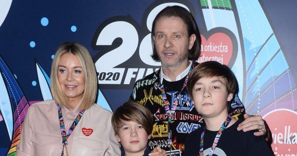 Ciężarna Małgorzata Rozenek z synami i Radkiem Majdanem wspiera WOŚP! "Wiatr w Żagle Polsko"