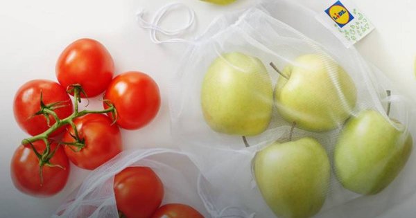 Lidl wprowadza ekologiczne rozwiązanie. Od dziś warzywa i owoce zapakujesz w wielorazówki
