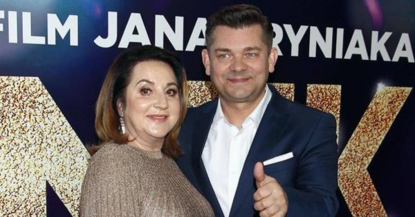 Syn Martyniuka złamał kwarantannę. Żona artysty ostro broni syna: "Pozamykajcie mordy!"