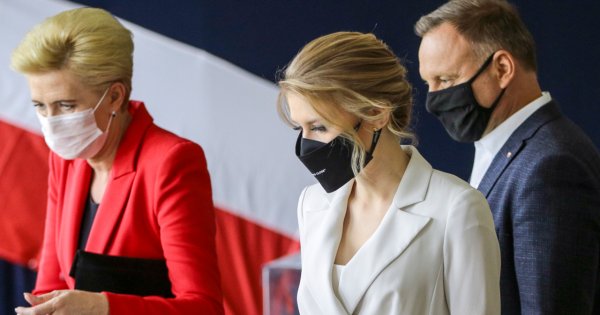 Lawina hejtu wylała się na Kingę Dudę. Pełne agresji słowa ludzi: "Żenada", "Co za kłamstwo"