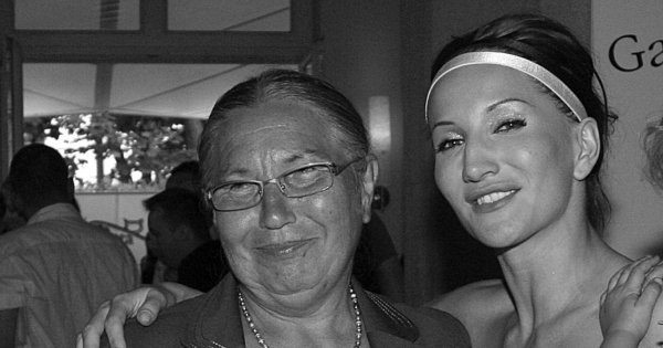 Justyna Steczkowska w żałobie. Nie żyje jej mama. Miała 78 lat. "Wiem, że już jesteś w lepszym świecie z tatą u boku"