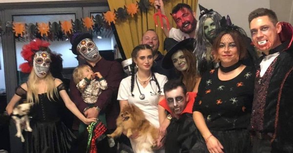 Ślub od pierwszego wejrzenia: Uczestniczy przebrali się na Halloween! Spadła na nich fala krytyki