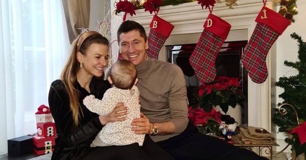 Anna Lewandowska pokazała dekorację świąteczną domu. Internauci: Coś tu się nie zgadza!