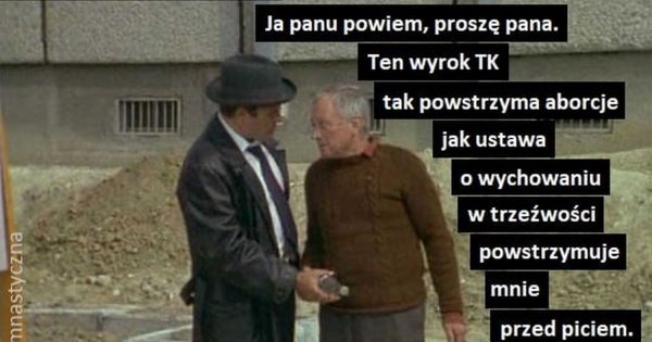 Zakaz aborcji w Polsce w 2021. Polacy komentują memami. Śmieszne czy smutne?