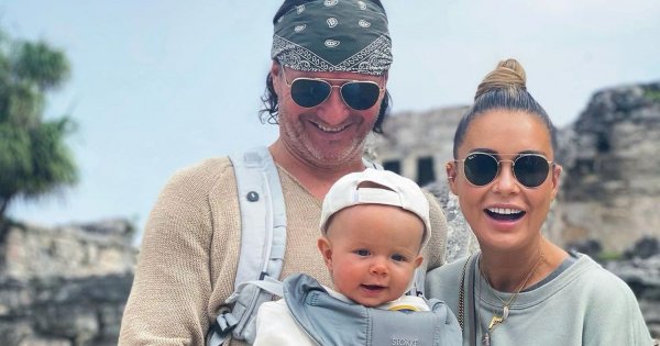 Małgorzata Rozenek nosi Henia w nosidełku! Jest burza na Insta: Robisz mu krzywdę! Odpowiedziała!