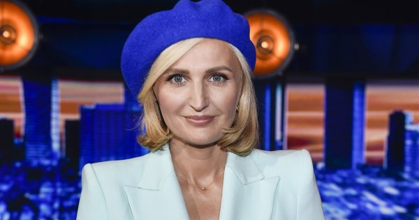 Reni Jusis i wszystkie jej szalone fryzury sprzed lat. Krótki bob, warkoczyki i długie włosy!