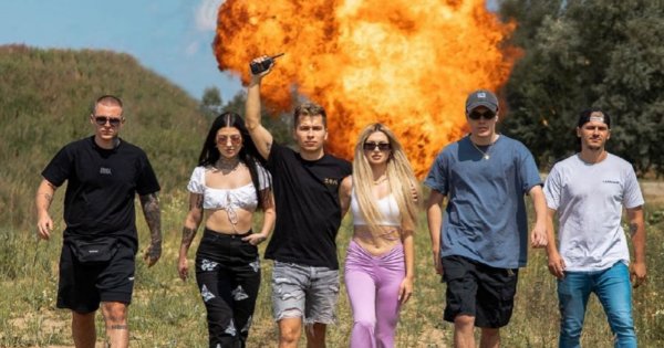 Ekipa: Plejada gwiazd w nowym teledysku Ekipy - "Dobry Mood"! Spodziewaliście się tam Maffashion i Cleo?