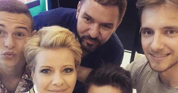 Maciej Musiał pokazał zdjęcie z ojcem! Jak zmienił się aktor "Rodzinka.pl"?