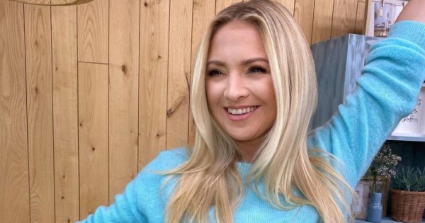 Barbara Kurdej-Szatan w odważnej mini-sukience w lamparcie wzorki  - "drapieżnie"! Kontrowersje jednak wzbudziło co innego...