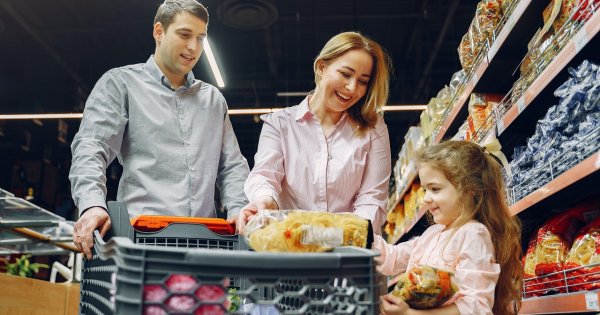 Dzieci hałasują i biegają w sklepie. "Dzieci, a biegają jak stado dzikich świń".