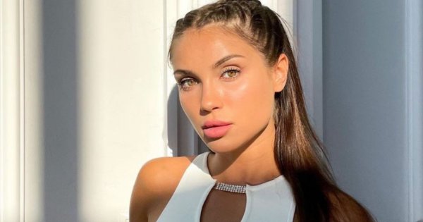 Team X - Natsu dodaje zdjęcie w bikini - fani są zachwyceni talią influencerki!