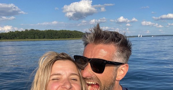 Maciej Dowbor karmi "dietą pudełkową" córki pod nieobecność żony. Fanka: "co pan tak wk....a małzonke ostatnimi czasy ? Spieszy się panu do rozwodu ??"
