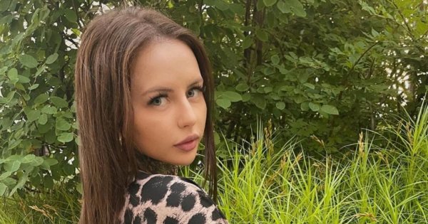 "Hotel Paradise" - Launo publikuje kolejne odważne zdjęcia i... usuwa negatywne komentarze!
