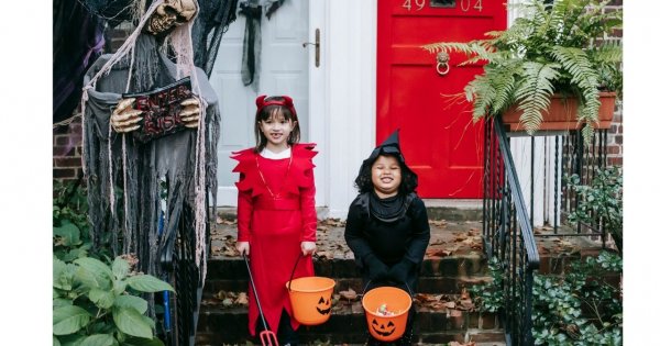 "Moja żona wydała 500 zł na stroje dla dzieci na Halloween! Czy ona kompletnie zwariowała?!"