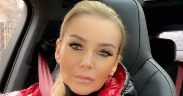 "Królowe życia": Monika Chwajoł o nagości i plażach nudystów!