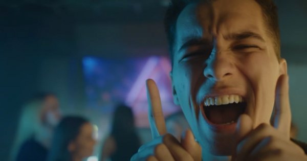 Ekipa: Friz zapowiedział premierę swojej solowej płyty?! Promuje ją hit z youtuberem Boxdelem