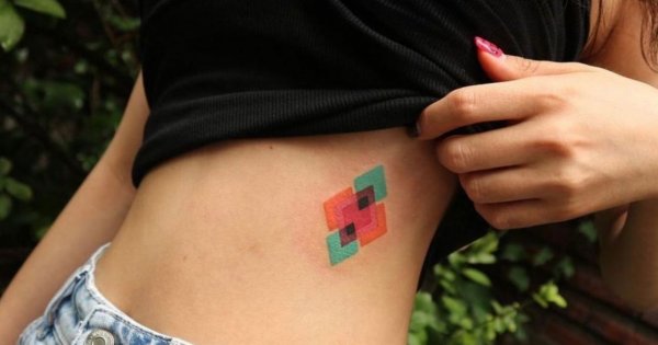 Geometryczne zdobienia ciała - zainspiruj się razem z nami!
