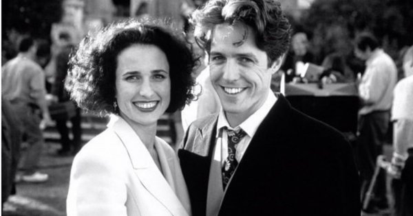 Hugh Grant niszczy świąteczną komedię swoim wyznaniem - "to było absolutne piekło". O jakiej scenie mówi?