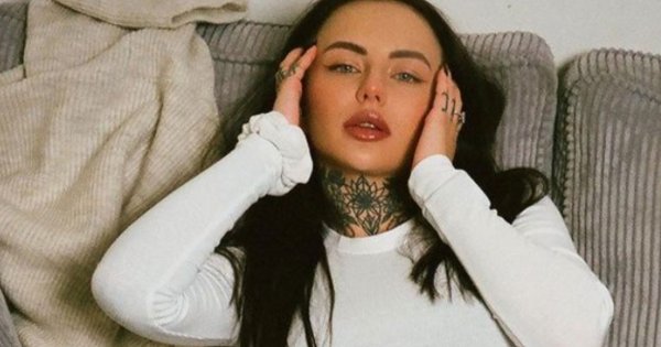 "Hotel Paradise": Launo prezentuje sylwetkę w mocno wyciętym stroju kąpielowym! Zdania są podzielone!