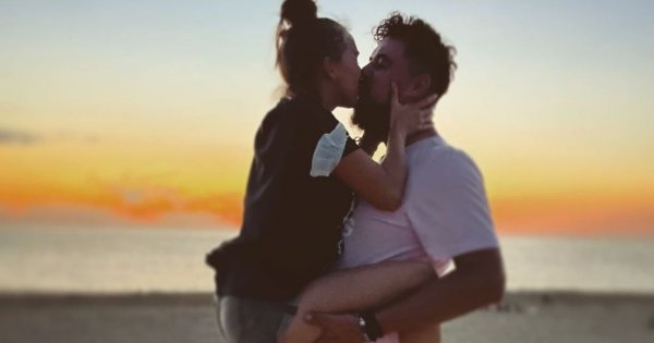 Maria z "Hotelu Paradise" nie taka grzeczna jak twierdziła! Ależ ona całuje!
