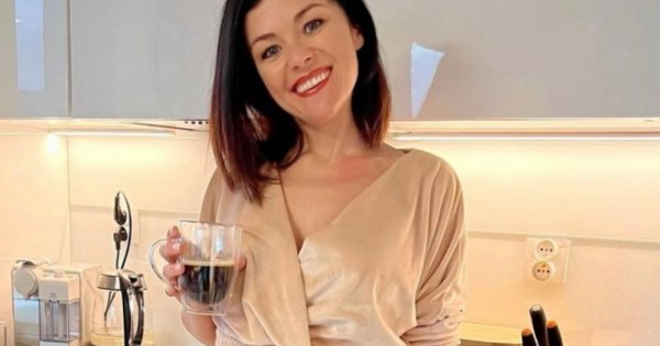 Katarzyna Cichopek w modnym płaszczu! Wybrała nietuzinkowy kolor!