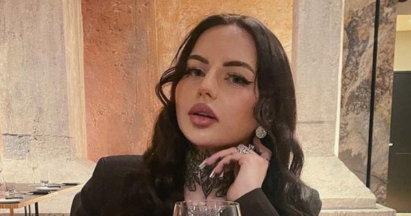 "Hotel Paradise": Launo w seksownej, sylwestrowej kreacji! Postawiła na fiolet!