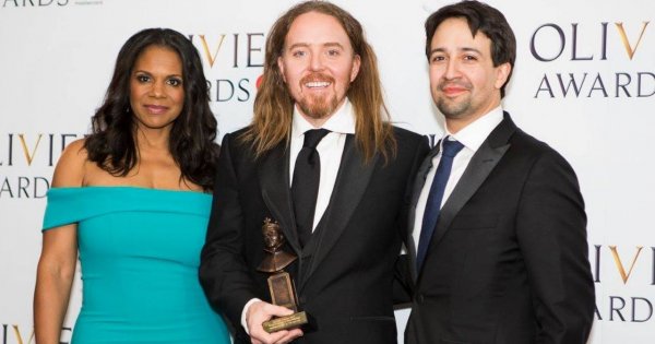 Czym jest nagroda Laurence Olivier Award? Komu jest przyznawana?