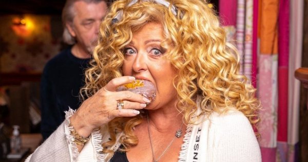 Odchudzona Magda Gessler na kolacji ze swoimi "wyznawcami" - "inaczej ich określić nie mogę"!