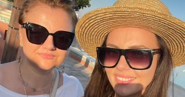 Marcelina Leszczak pokazuje zdjęcia mamy - "sto lat mojemu najlepszemu przyjacielowi"! Podobne?