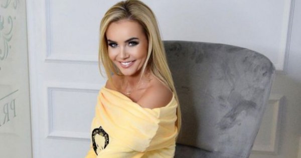 "Królowe życia": Monika Chwajoł prezentuje się w najmodniejszej sukience - prosto ze swojego Atelier - MCpremium!