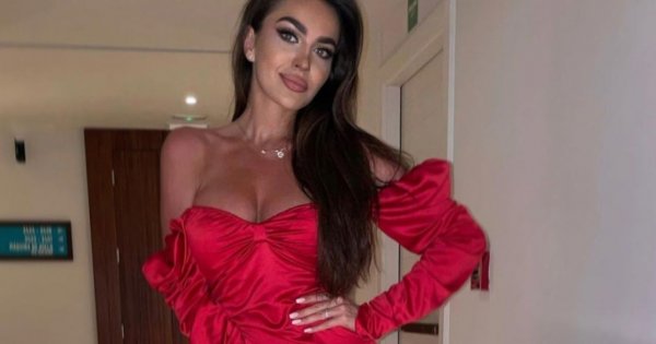 "Hotel Paradise": Vanessa Wietrzyk prezentuje idealne kształty na bajecznej plaży!