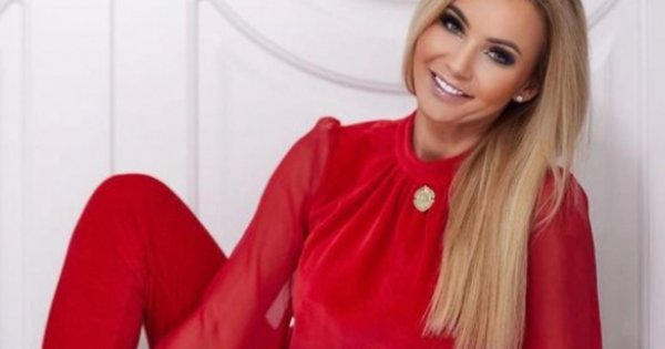"Królowe życia" - w MC Premium pojawiły się marynarkowe płaszczyki! Monika Chwajoł prezentuje jeden z nich - idealny na wiosnę!