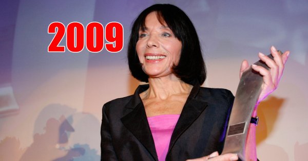 65-letnia Ewa Ewart zachwyca figurą na ściance. Dziennikarka w ogóle się nie zmienia?!