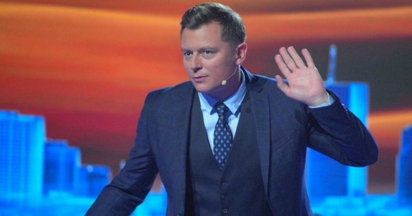 Rafał Brzozowski pokazał, jak bawi się na gorących wakacjach! Taki luksus zapewnia mu wypłata z TVP?